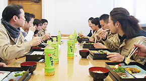 社内懇談会イメージ